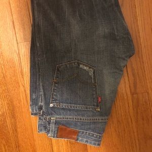 • vintage• levi jeans